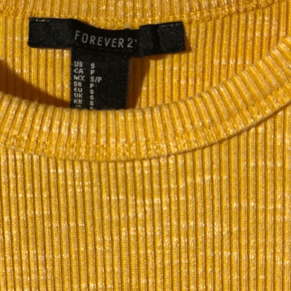 🌻Sunny Tee🌻 - Picture 3 of 4